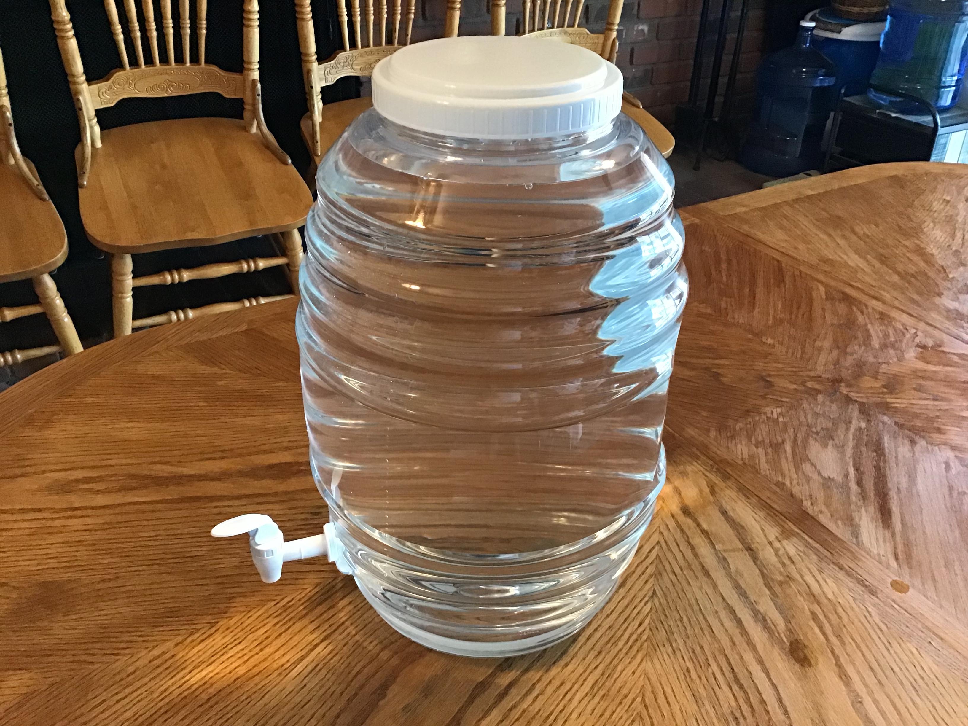 5-gallon beverage jar (clear plastic)