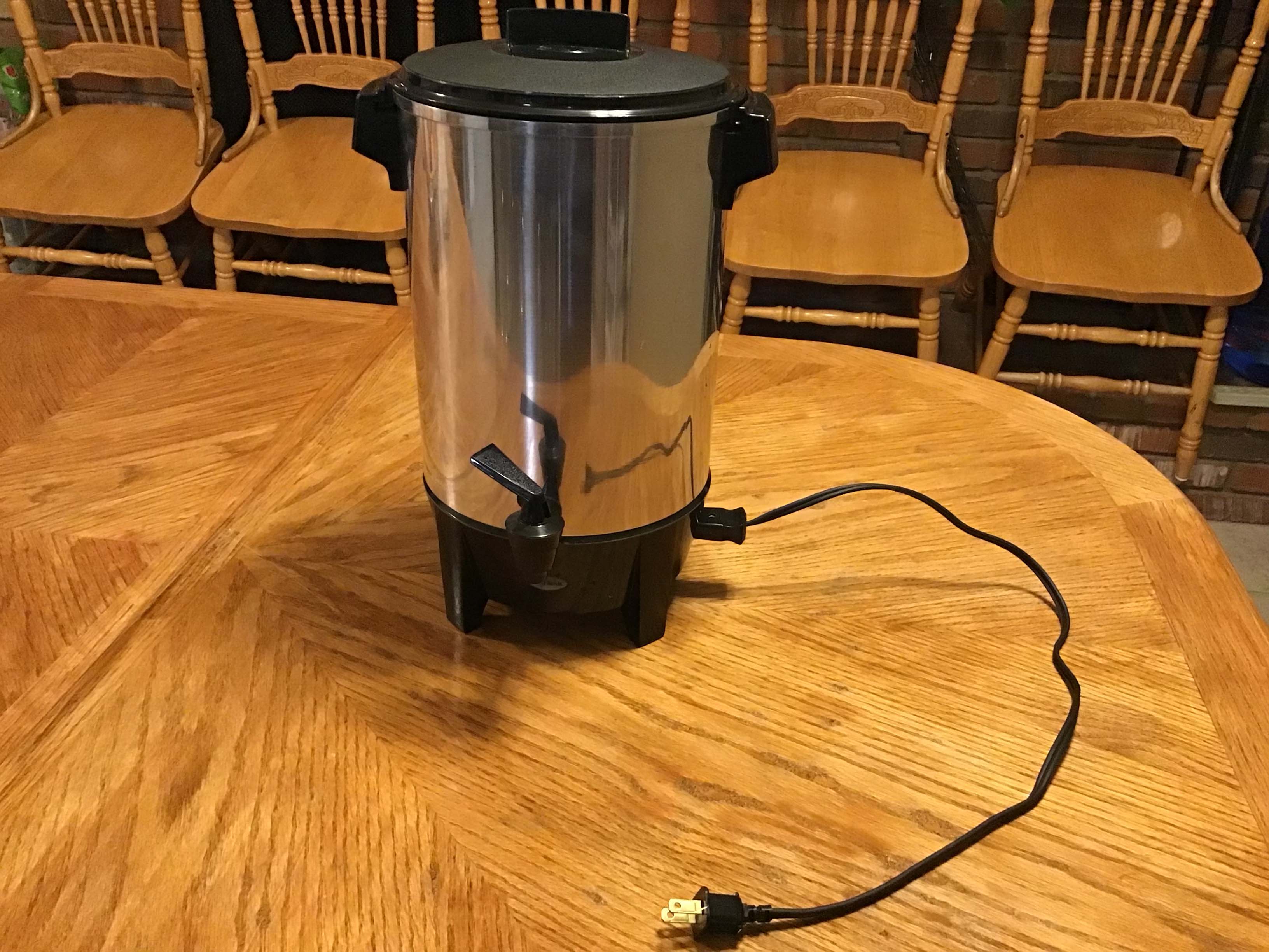 30-cup steel percolating coffee urn / coffee maker