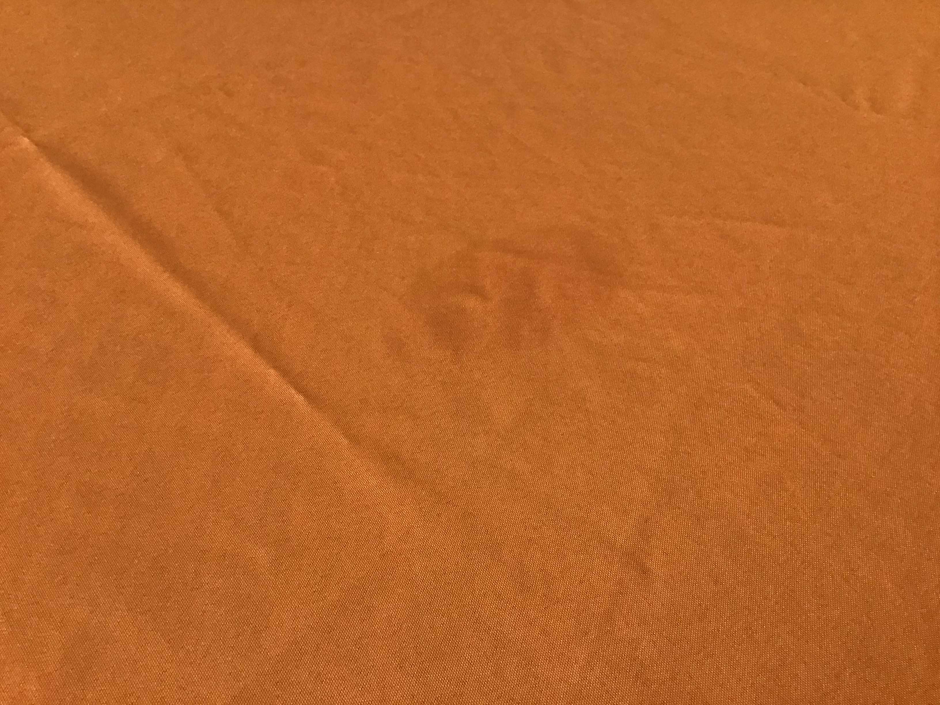 rectangle tablecloths (orange) - 60 x 102 (slight discoloration)