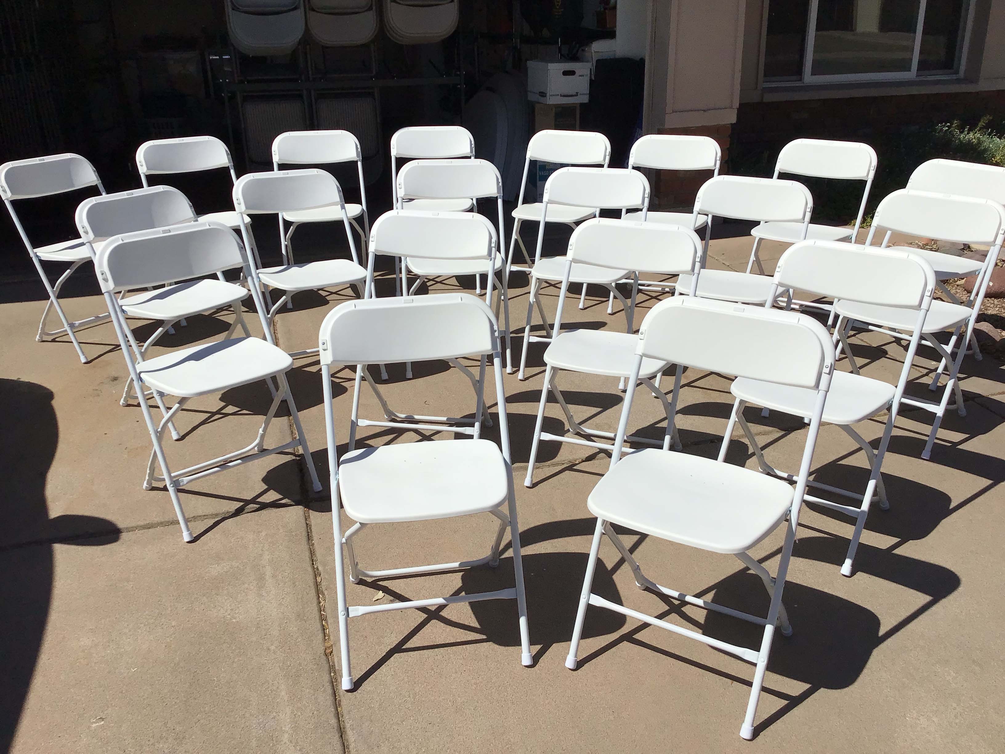 folding chairs (plastic/steel, white)