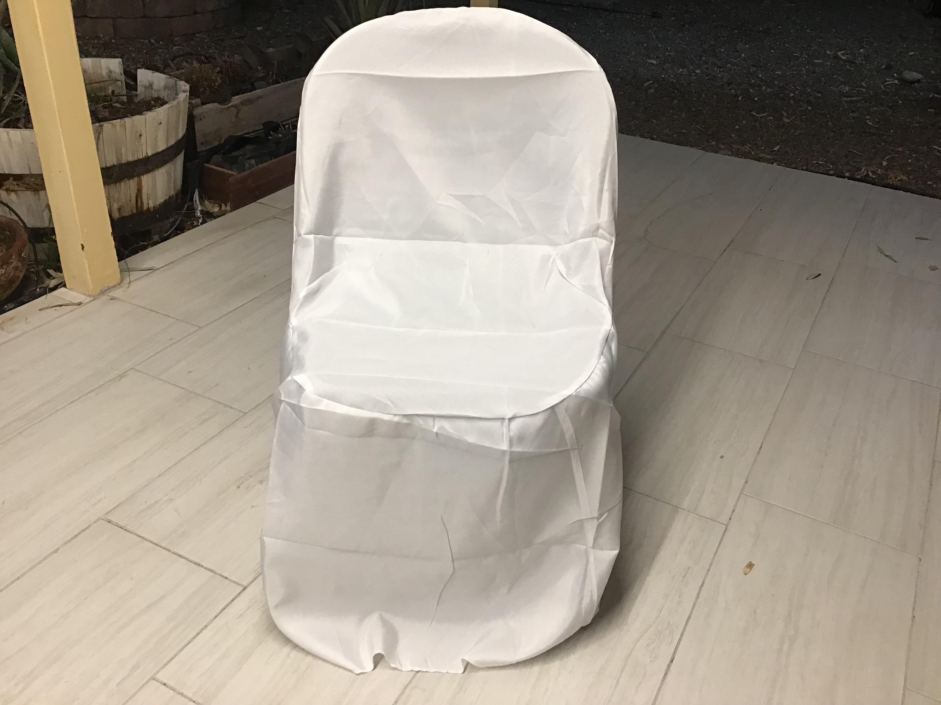 slip-on folding chair covers (polyester, white)