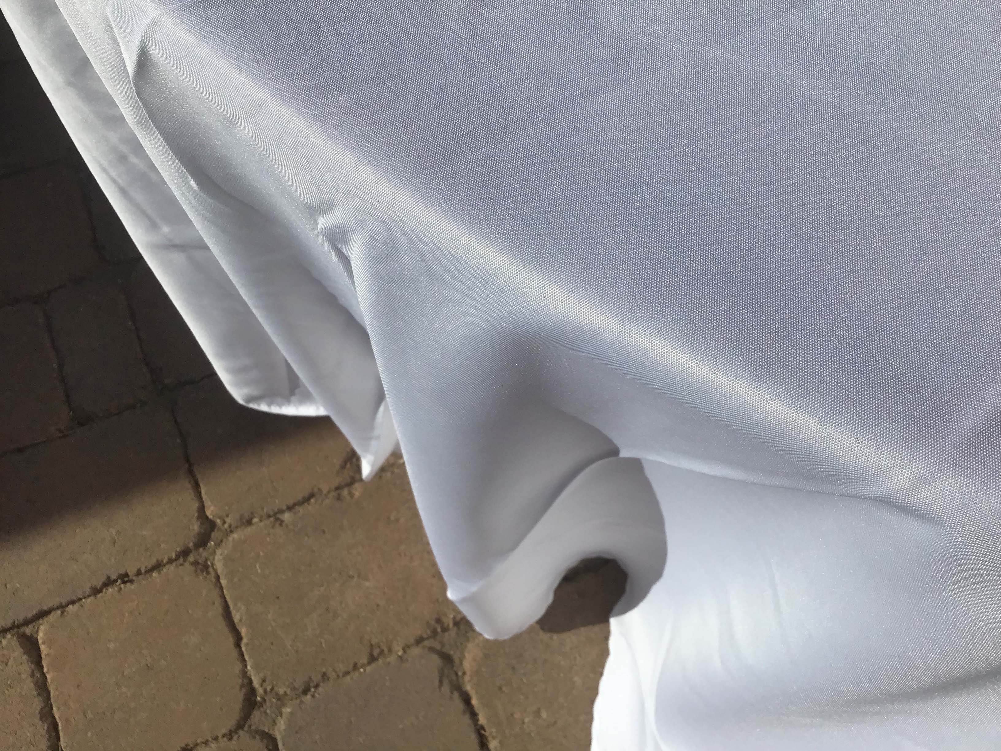 round tablecloths (white) - 120