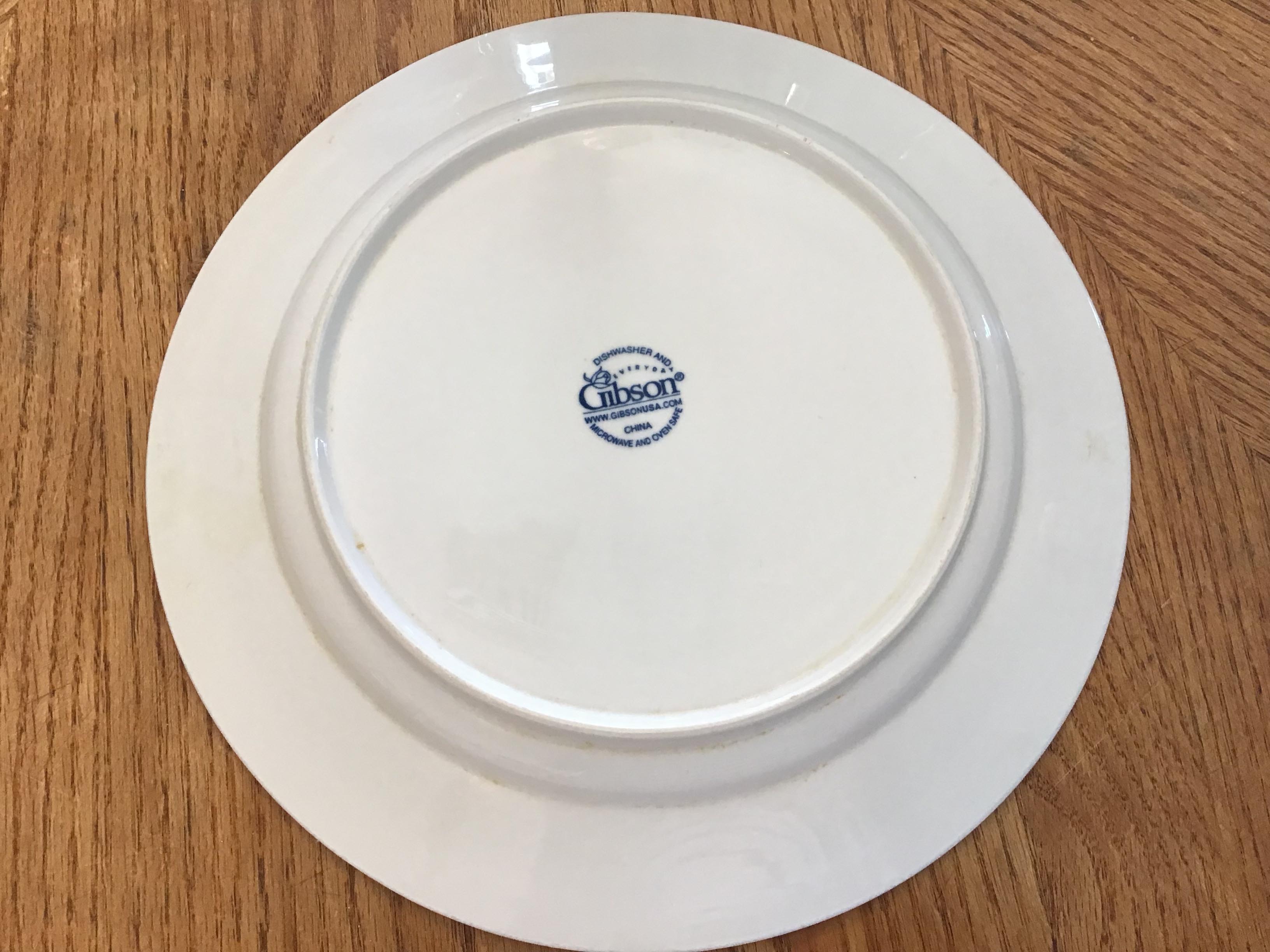 dinner plates - ceramic (white, Gibson)