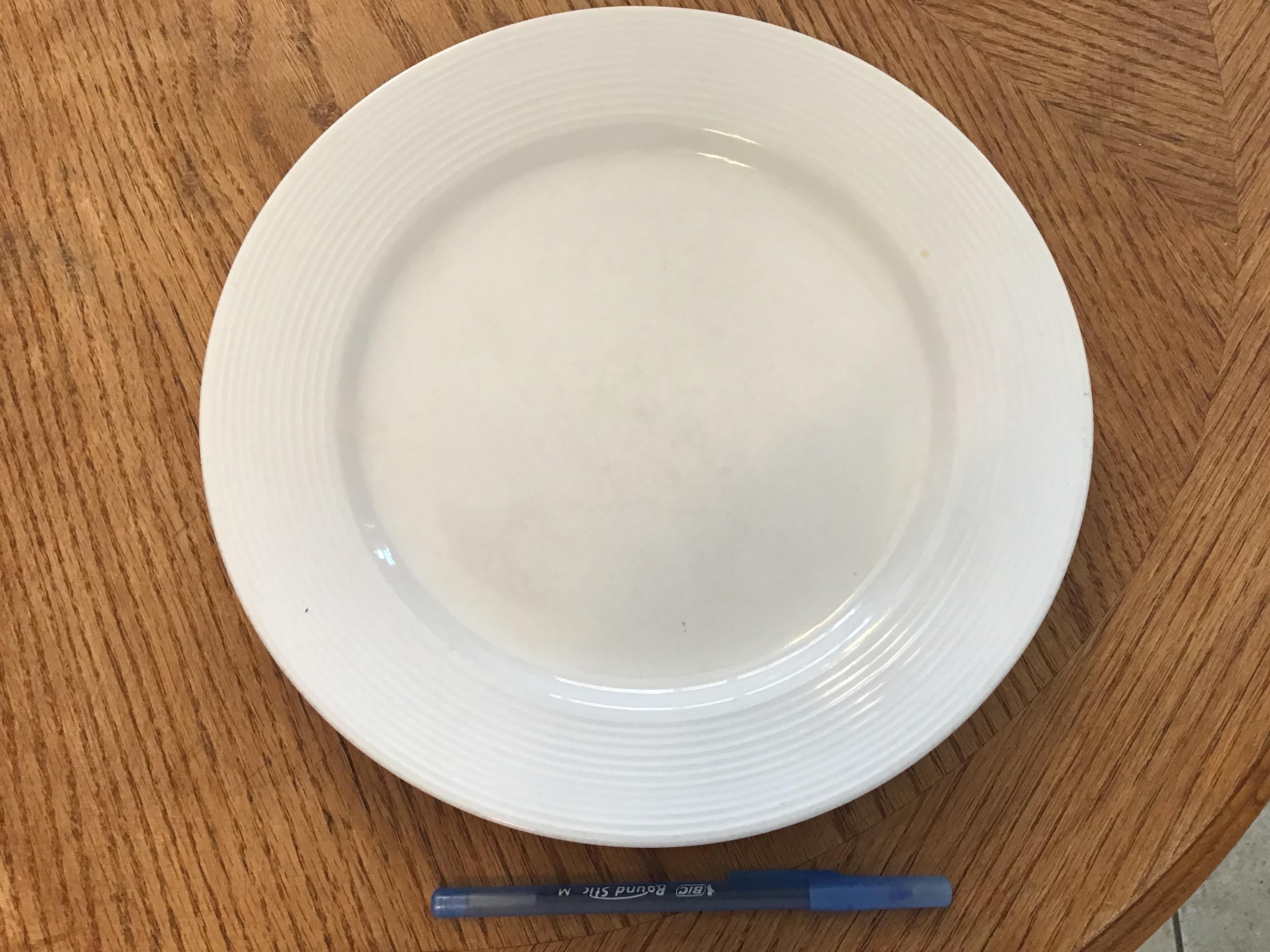 dinner plates - ceramic (white, Gibson)