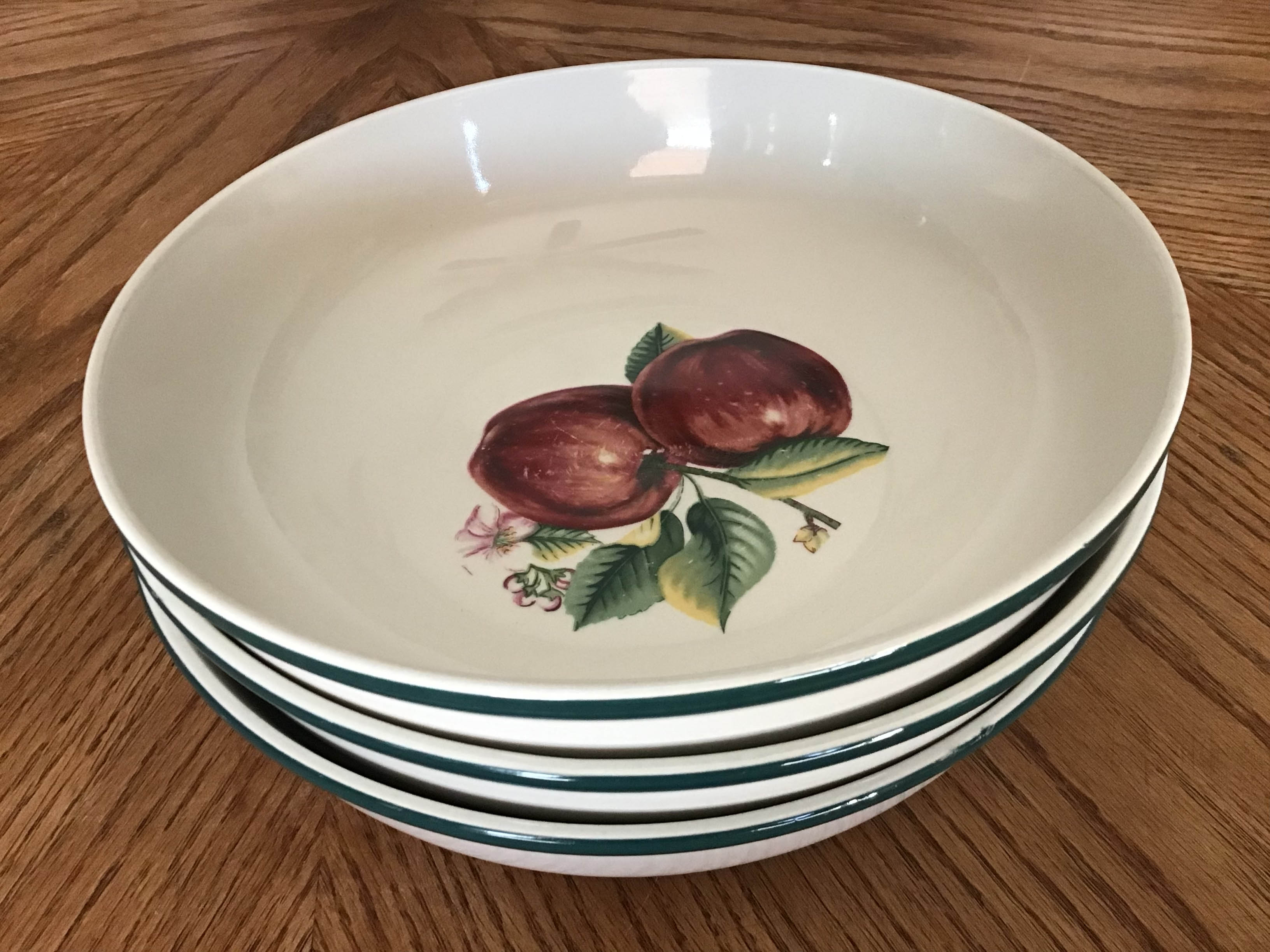 serving bowls (Apple Casuals collection)