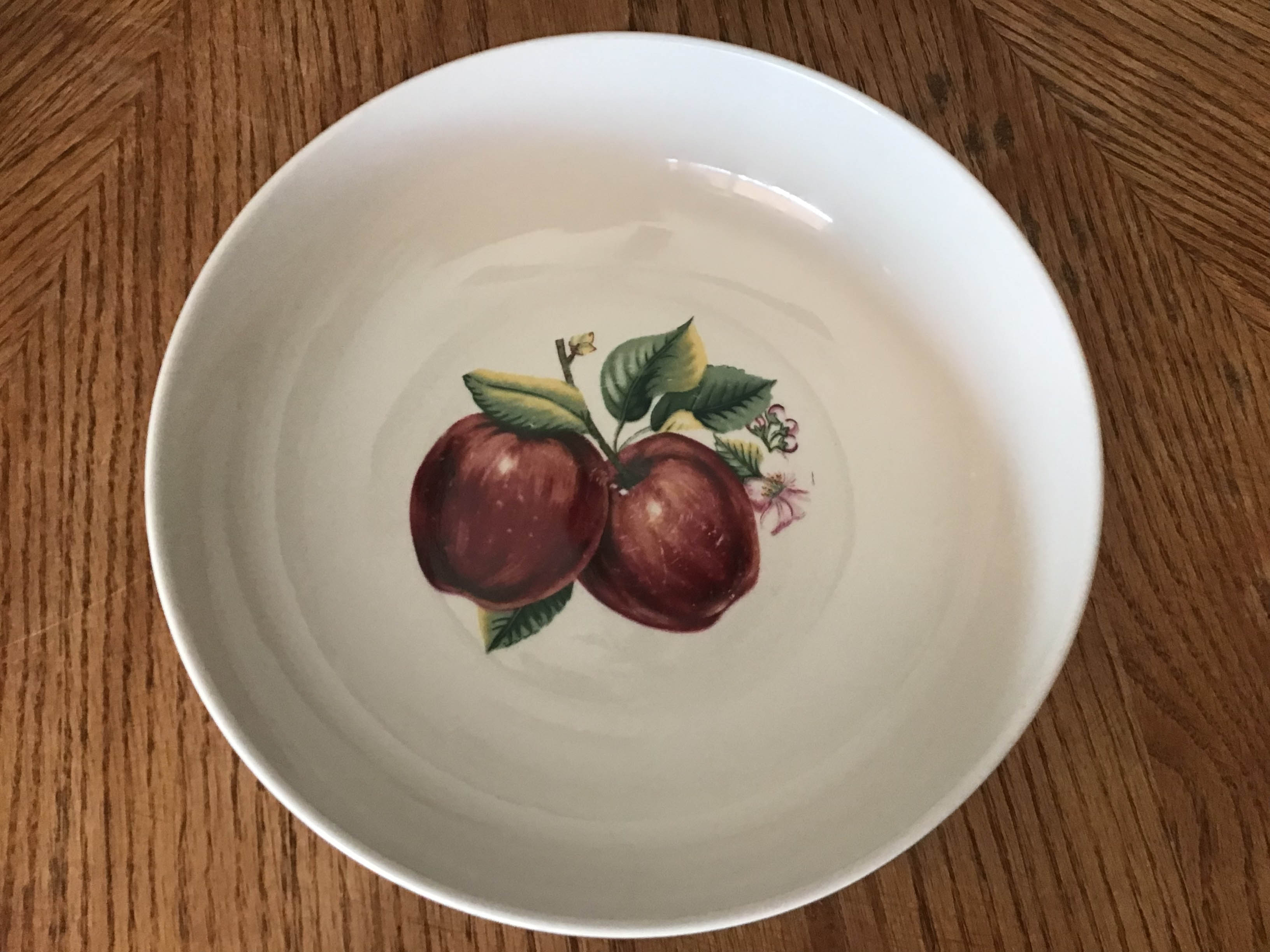 serving bowls (Apple Casuals collection)