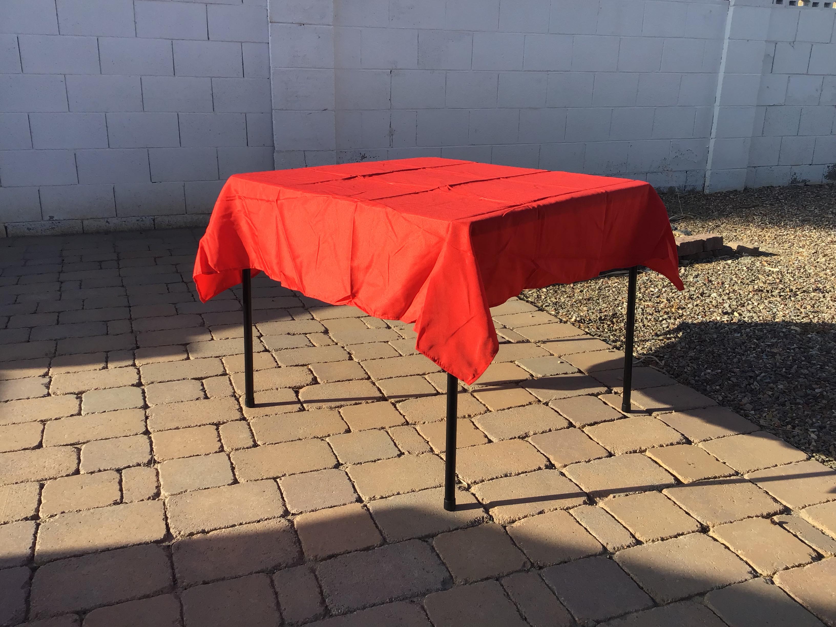 square tablecloths (red) - 54