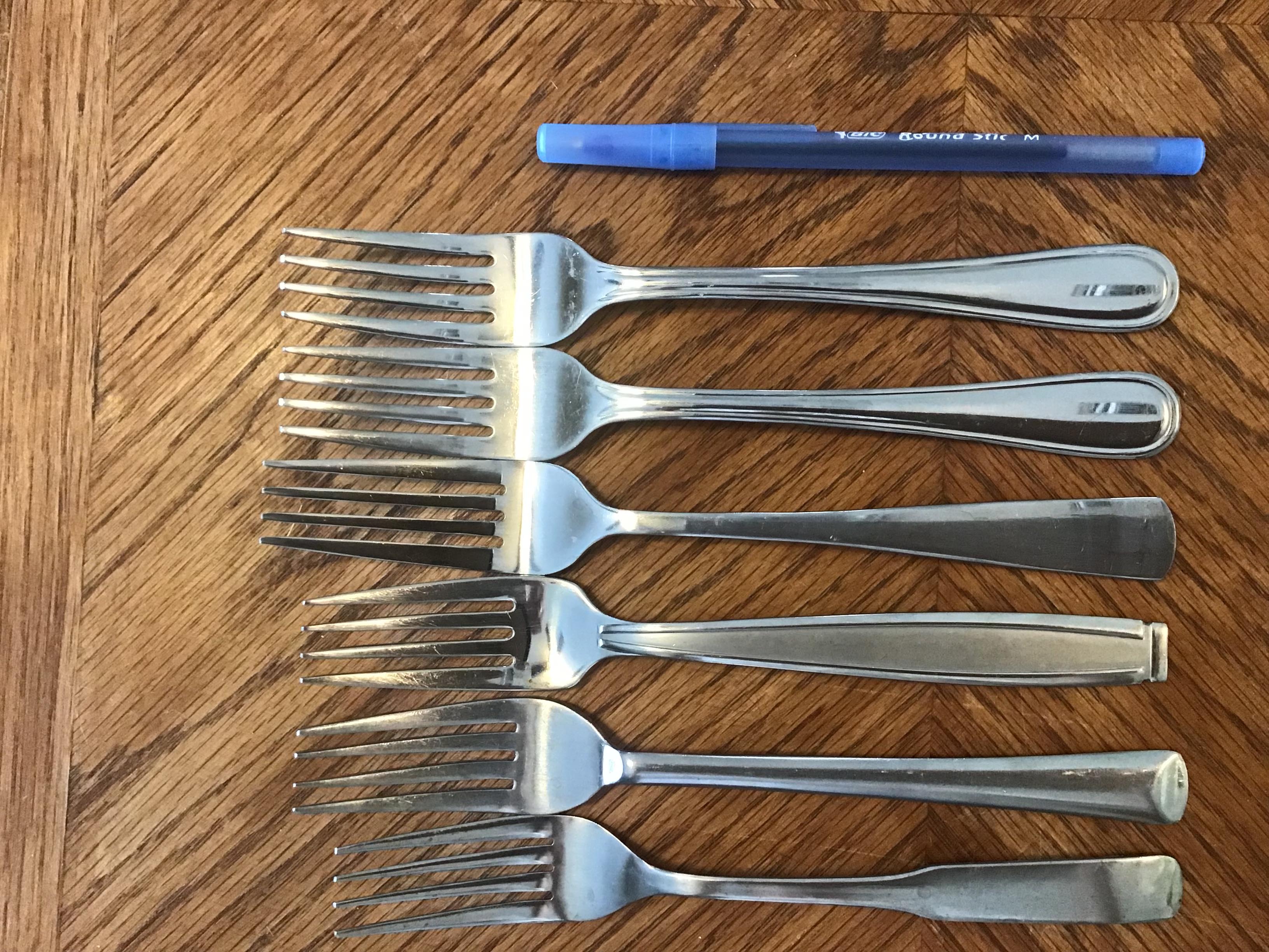 dinner forks (stainless steel, various styles)