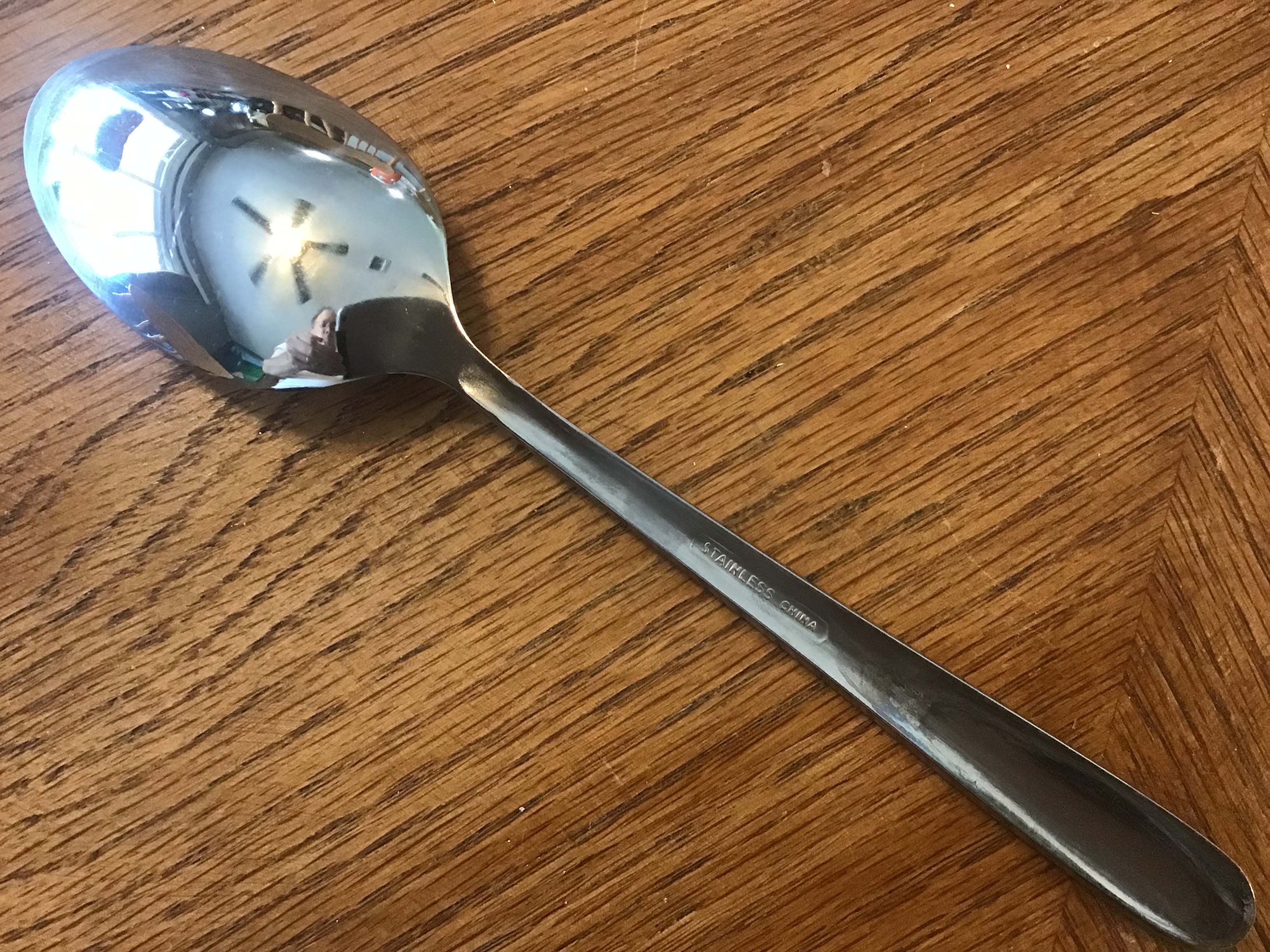 dinner spoons (stainless steel, Stainless, narrower round handle end)