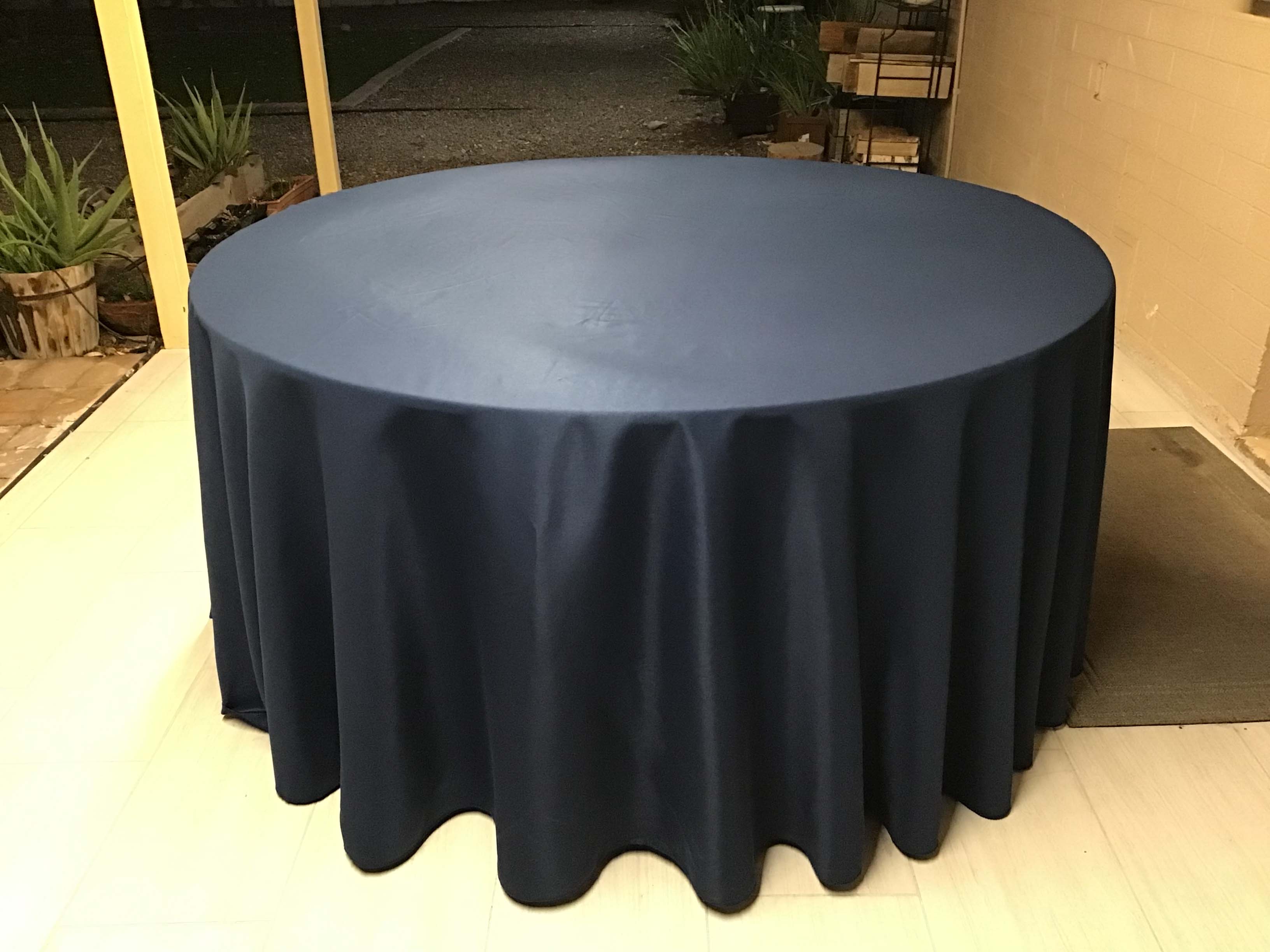 round tablecloths (navy blue) - 120