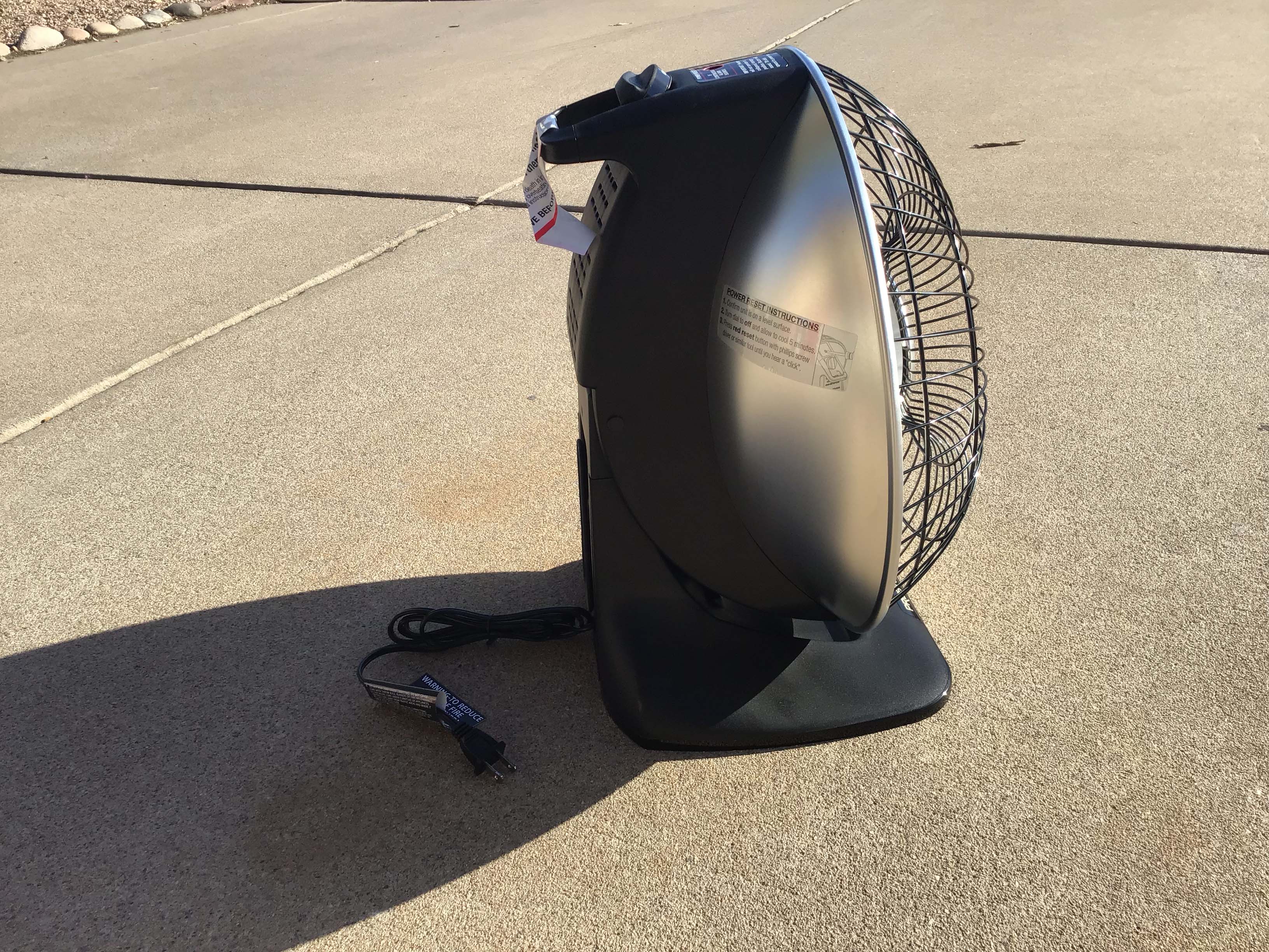 parabolic electric heater (Presto HeatDish +Tilt)