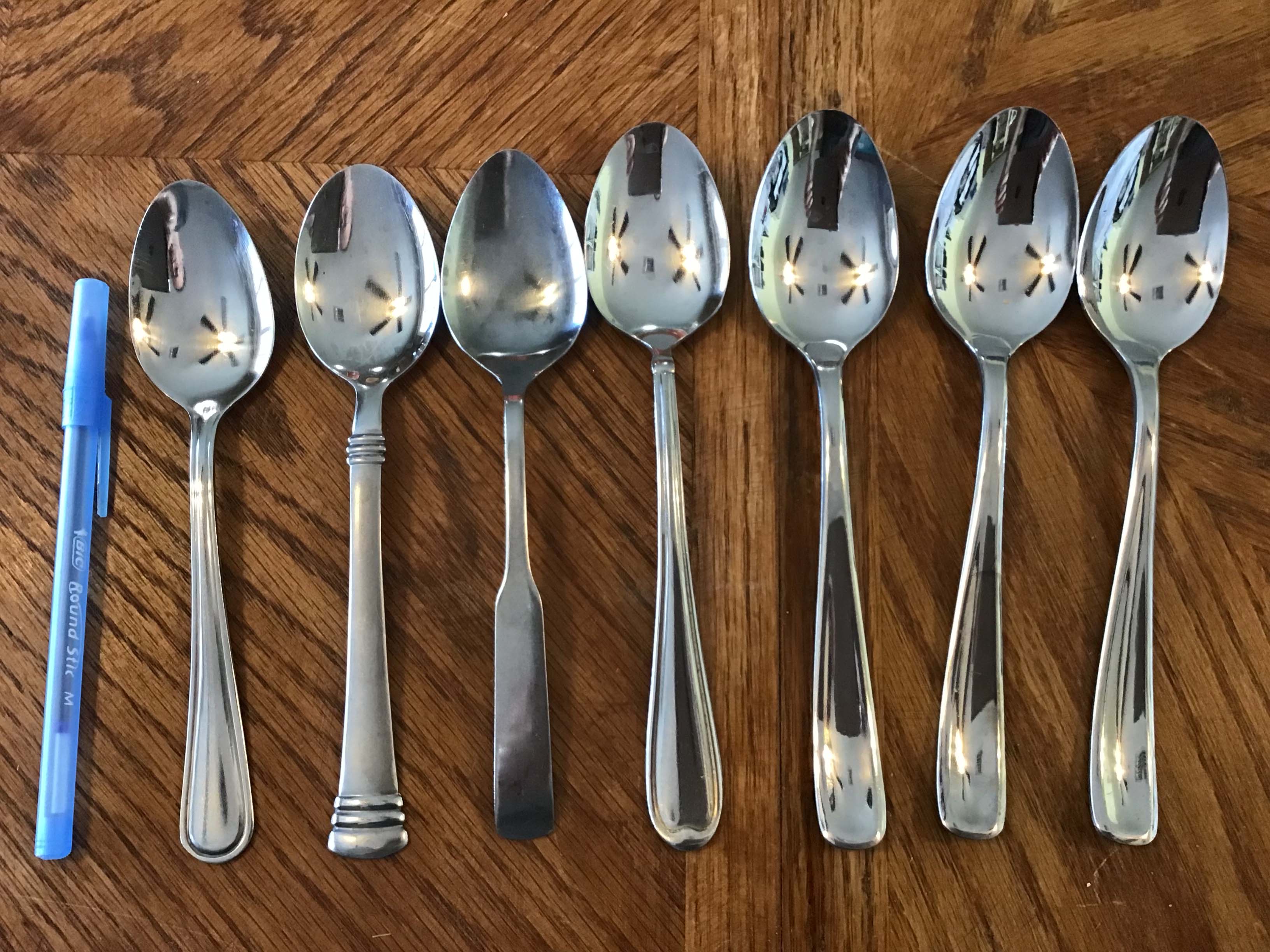 dinner spoons (stainless steel, various styles)