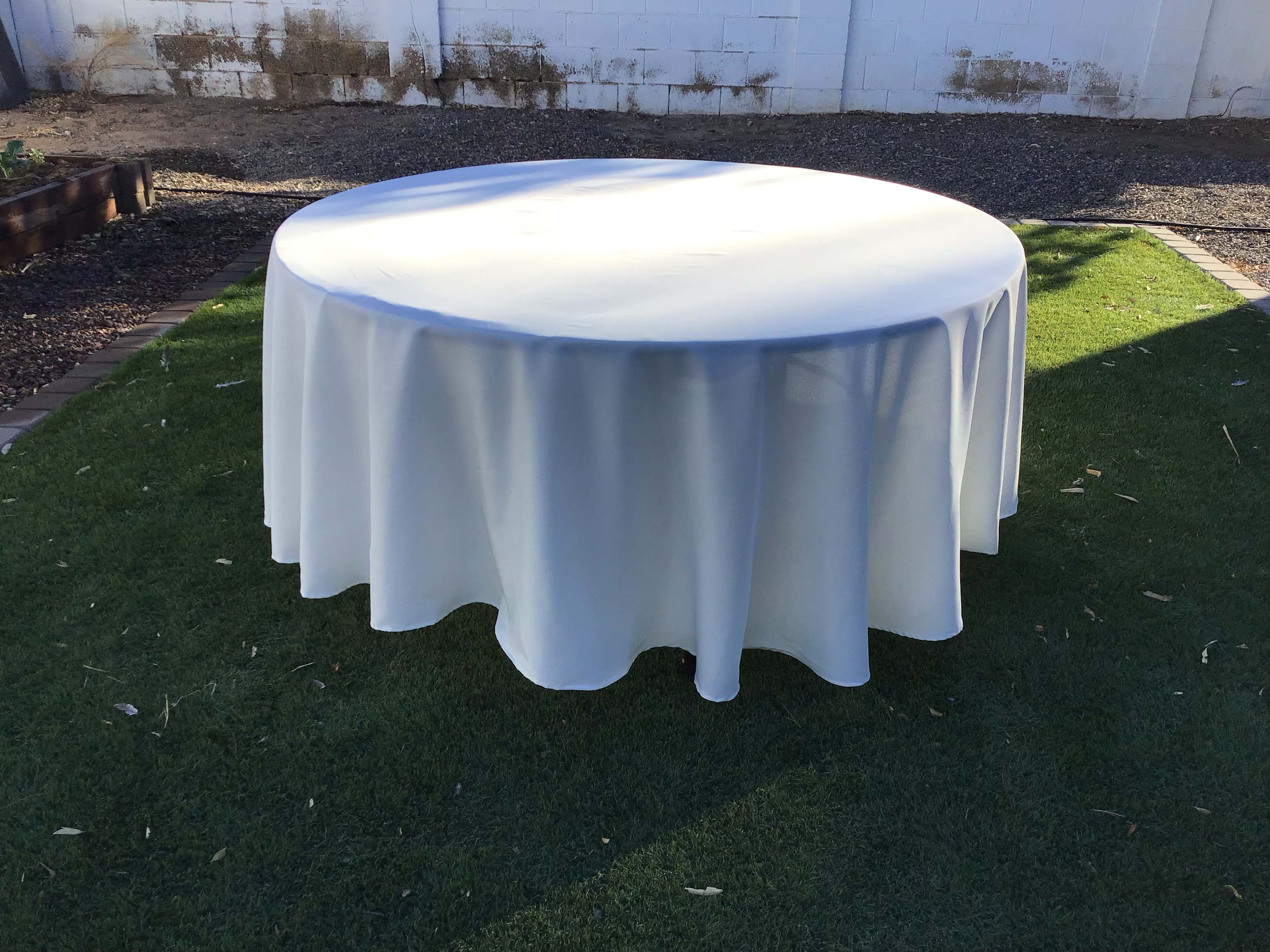 round tablecloths (ivory) - 108