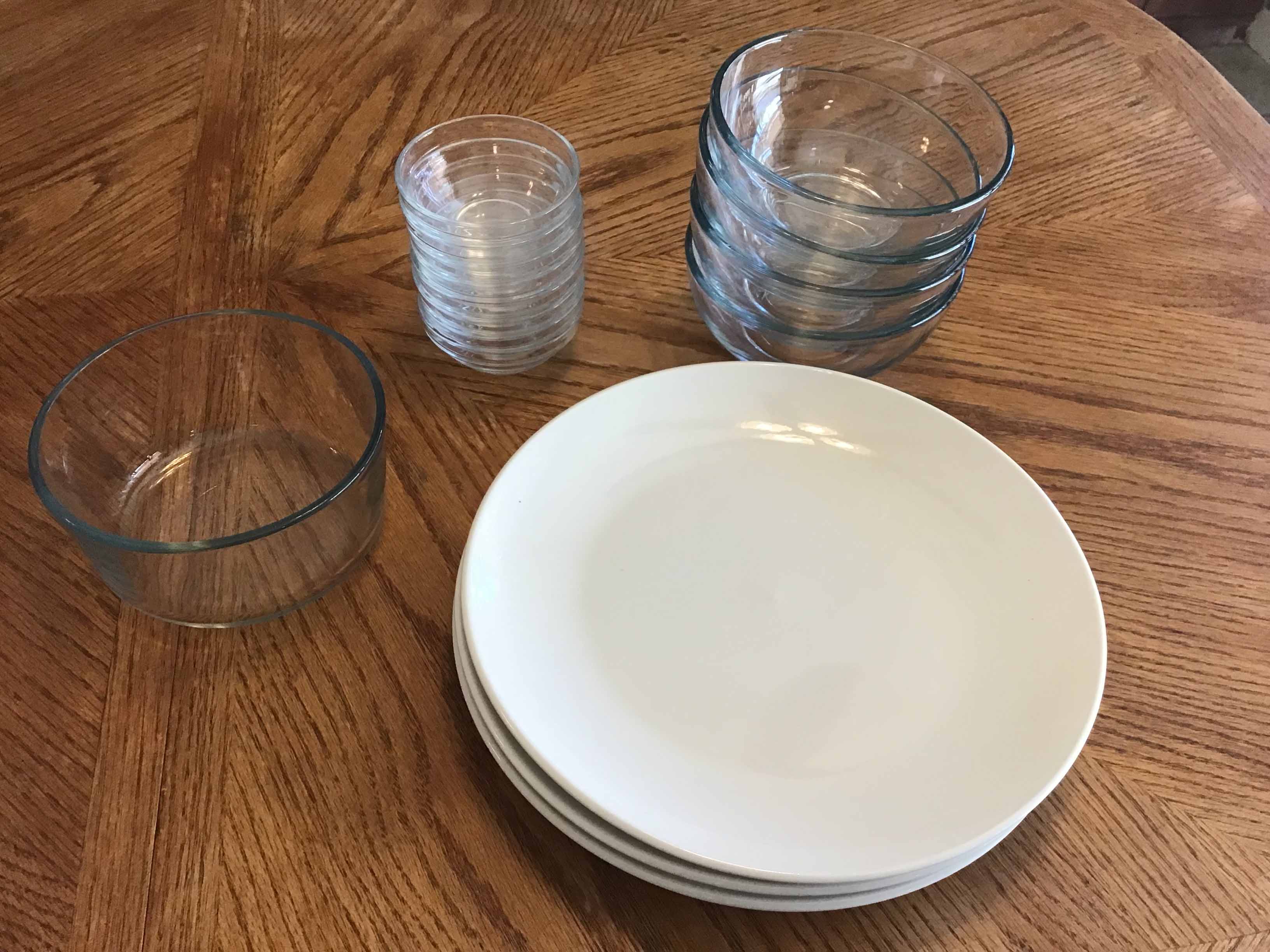 serving platter / large dinner plate (white, Royal Norfolk)