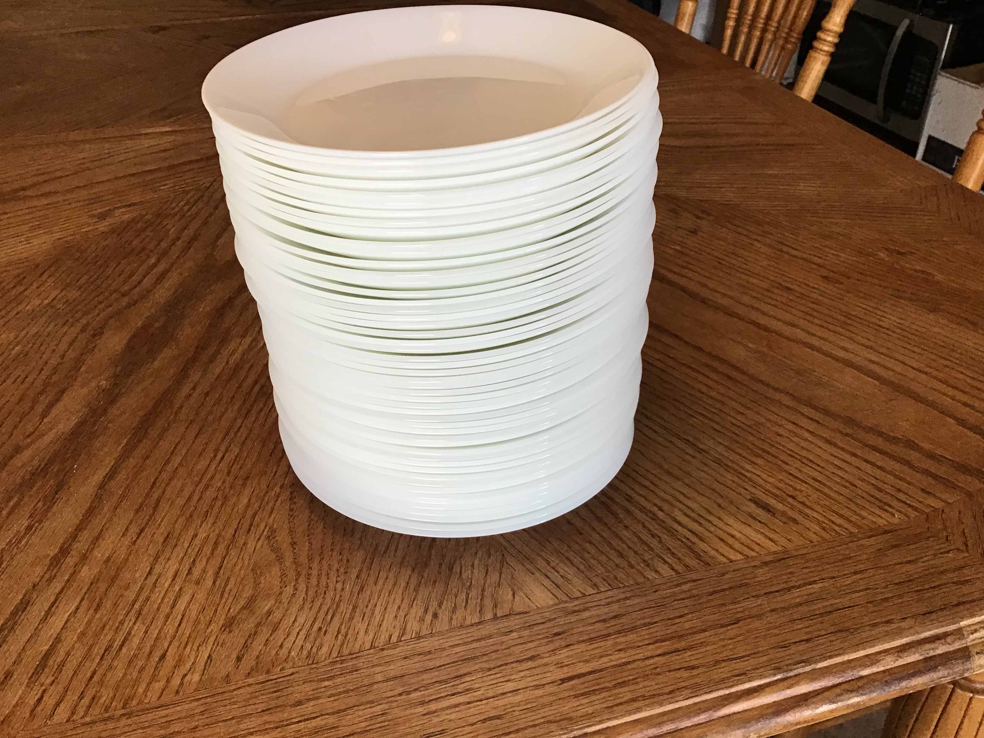 glass salad plates (white, Otfast) - 7 1/2”
