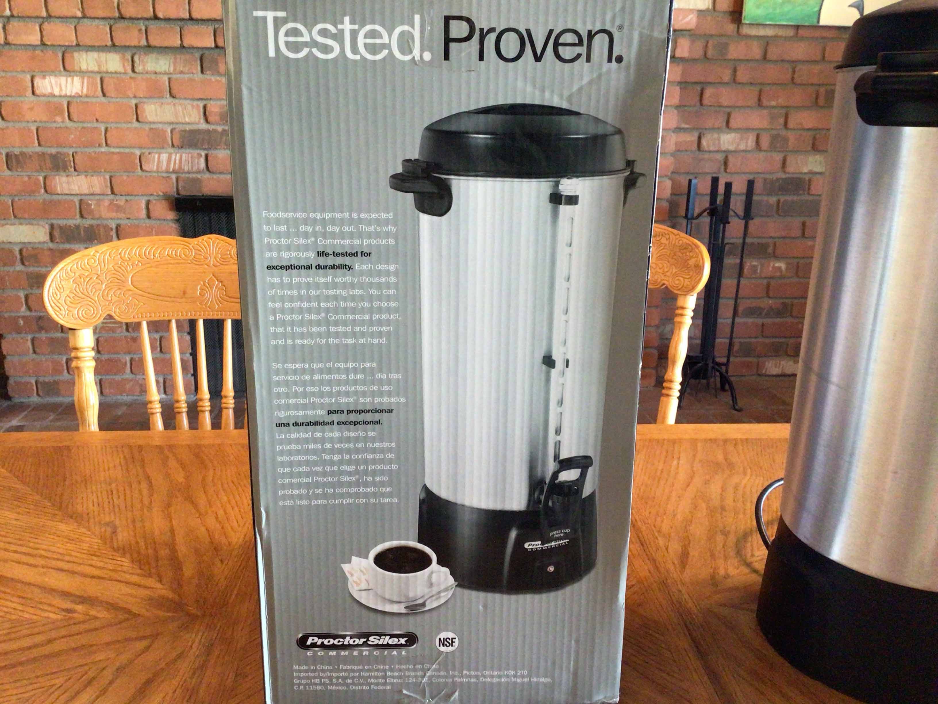 100-cup commercial coffee urn / hot water heater