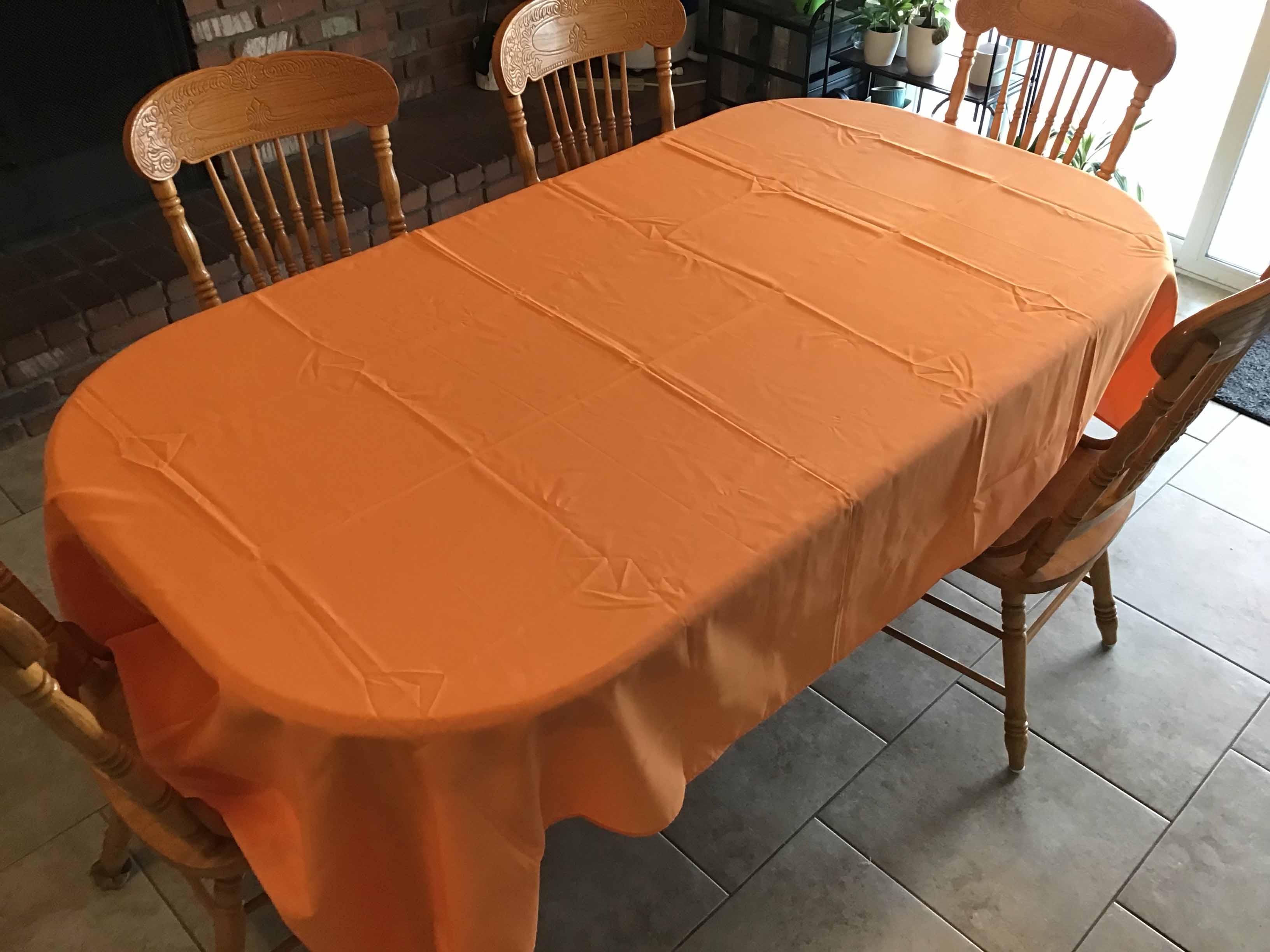 rectangle tablecloths (orange) - 60 x 102
