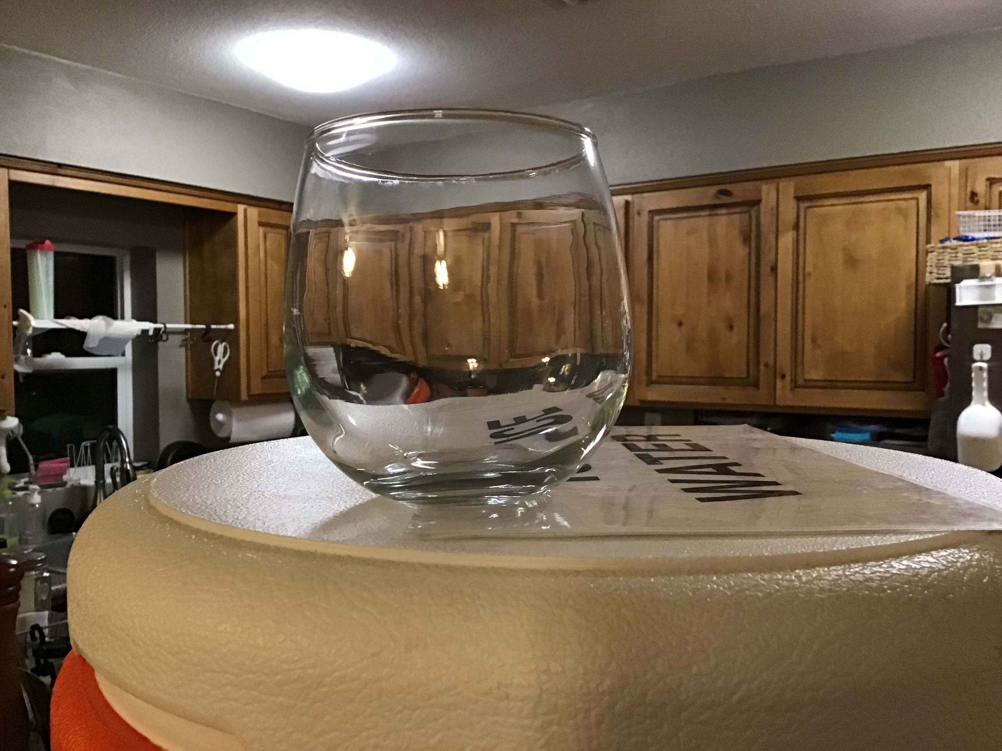 stemless red wine glasses