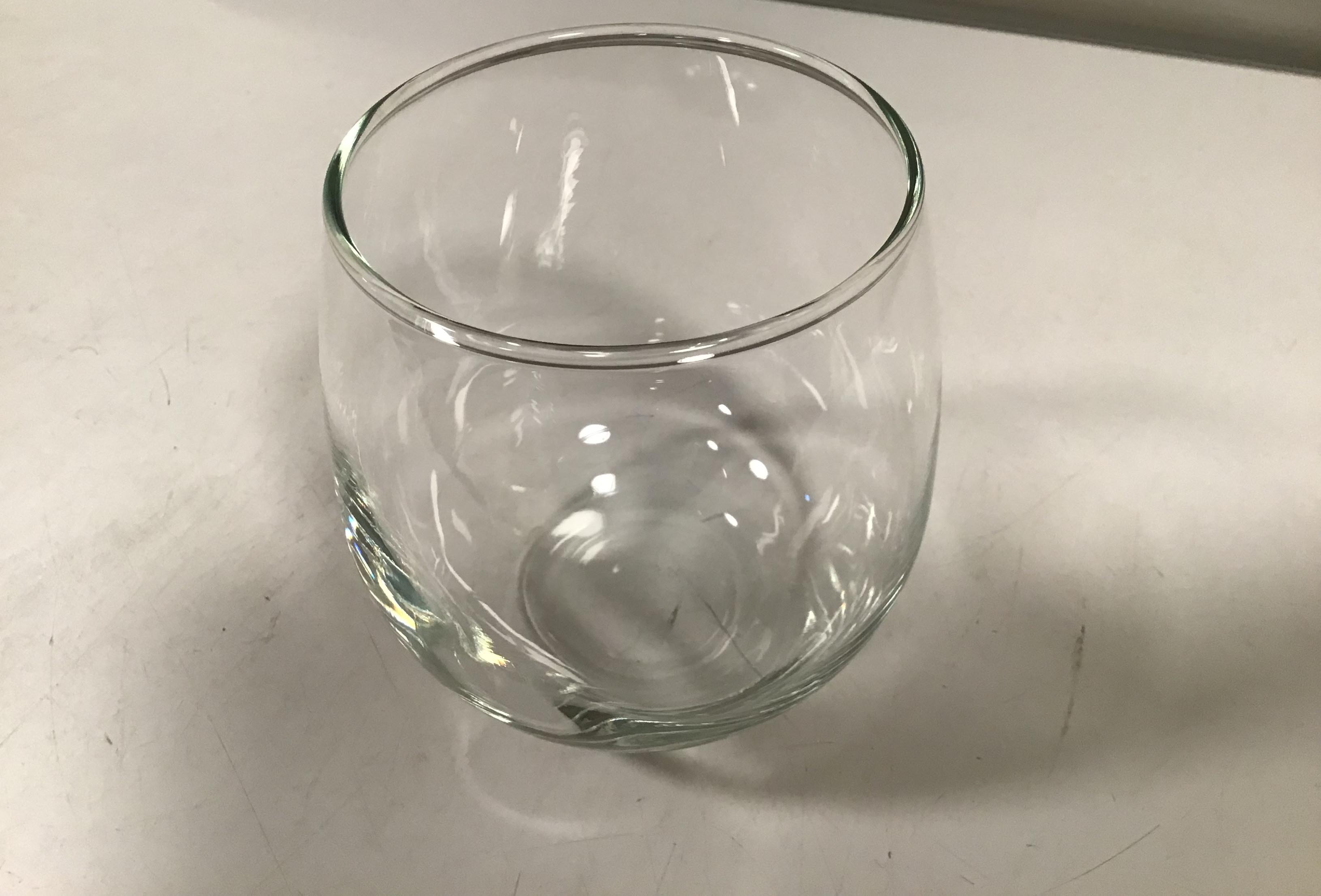 stemless red wine glasses