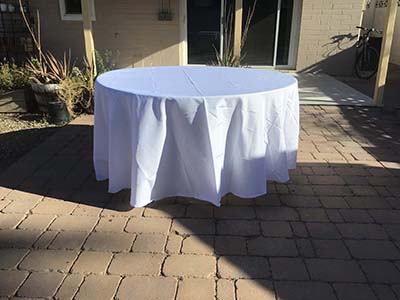 round tablecloths (white) - 120