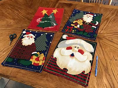 Christmas placemats / hotpads (set of 4)