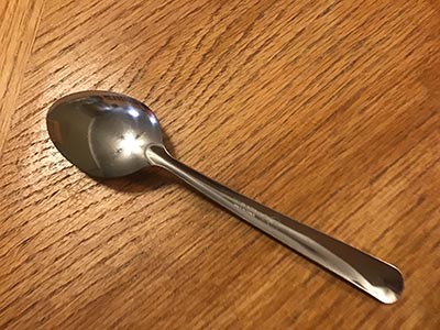 dessert spoons (stainless steel, Tramontina #733)