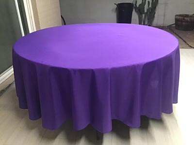 round tablecloths (purple) - 108