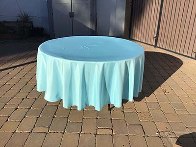 round tablecloths (light blue) - 108