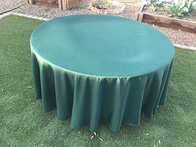 round tablecloths (hunter emerald green) - 108