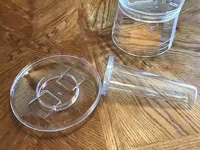 beverage dispenser with ice core (plastic)