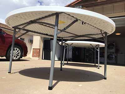 5 foot round tables