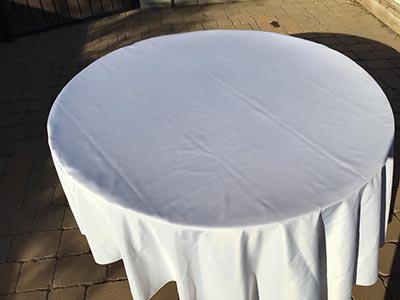 round tablecloths (white) - 108