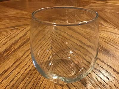 stemless red wine glasses