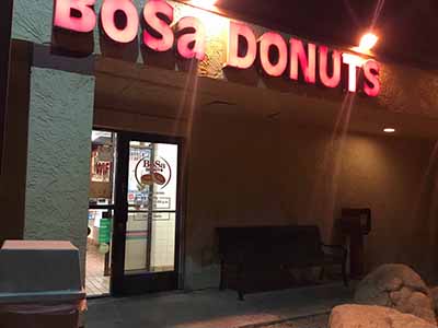 Bosa Donuts exterior