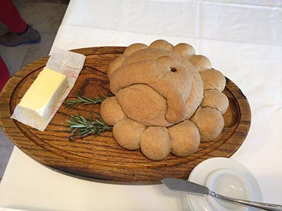 turkey-shaped bread