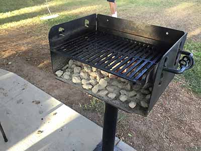 grill with hot coals