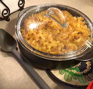 homemade macaroni and cheese