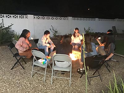 Thanksgiving Day neighborhood potluck dinner